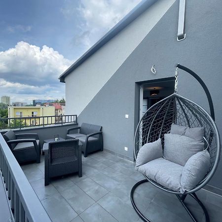Appartamento Near Sanktuarium Beautiful View And Free Parking Cracovia Esterno foto