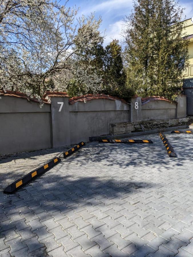 Appartamento Near Sanktuarium Beautiful View And Free Parking Cracovia Esterno foto