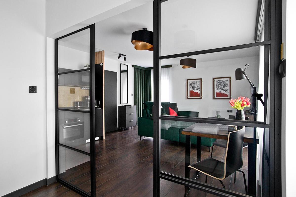 Appartamento Near Sanktuarium Beautiful View And Free Parking Cracovia Esterno foto