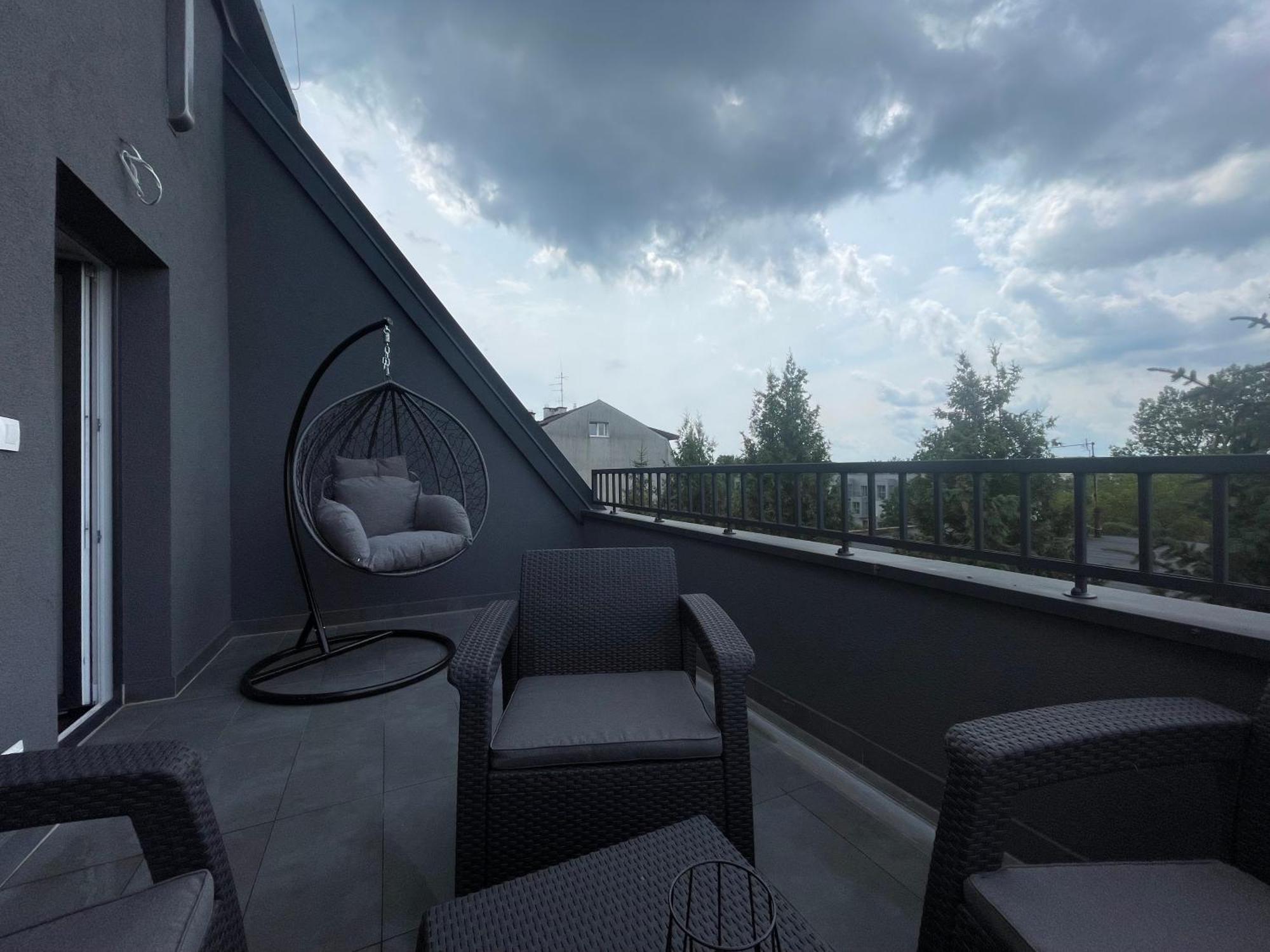 Appartamento Near Sanktuarium Beautiful View And Free Parking Cracovia Esterno foto
